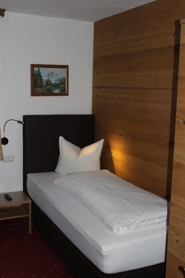 Pension Jaegerhof Sankt Anton am Arlberg Extérieur photo